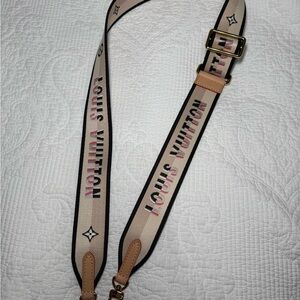 Louis Vuitton Speedy 20 Bandoulière Strap